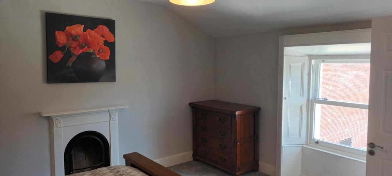 Eglinton Road - Super King - Ensuite Bray Kültér fotó